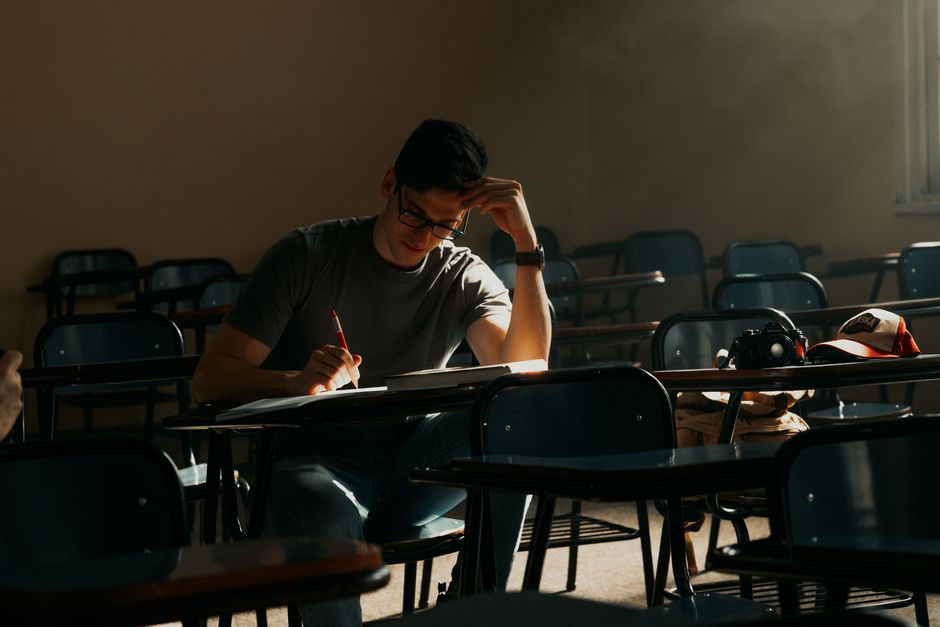 Фото студента на практических занятиях Pro Academy